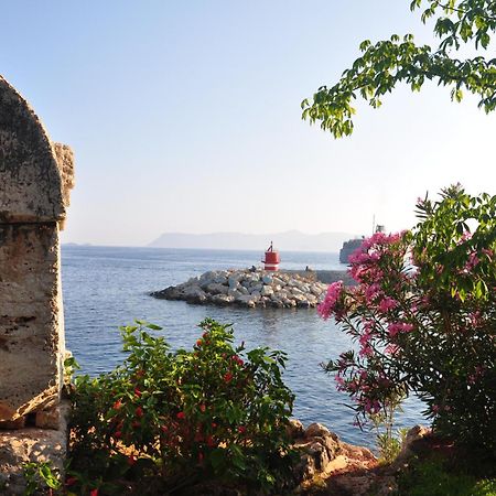 Nur Hotel Kaş Ngoại thất bức ảnh