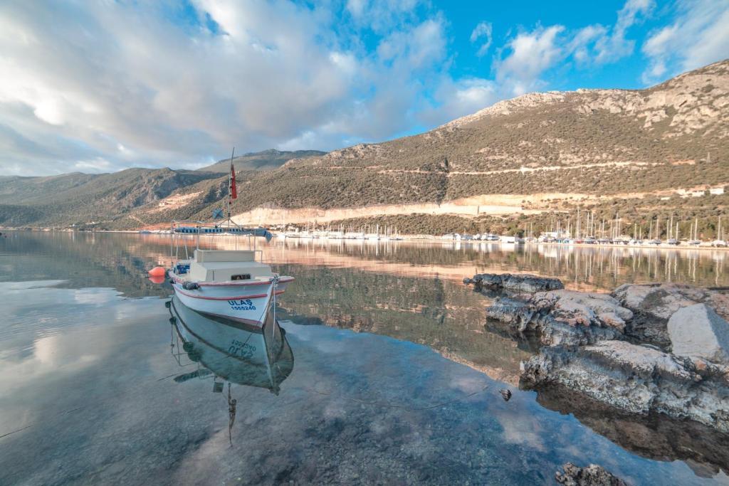 Nur Hotel Kaş Ngoại thất bức ảnh