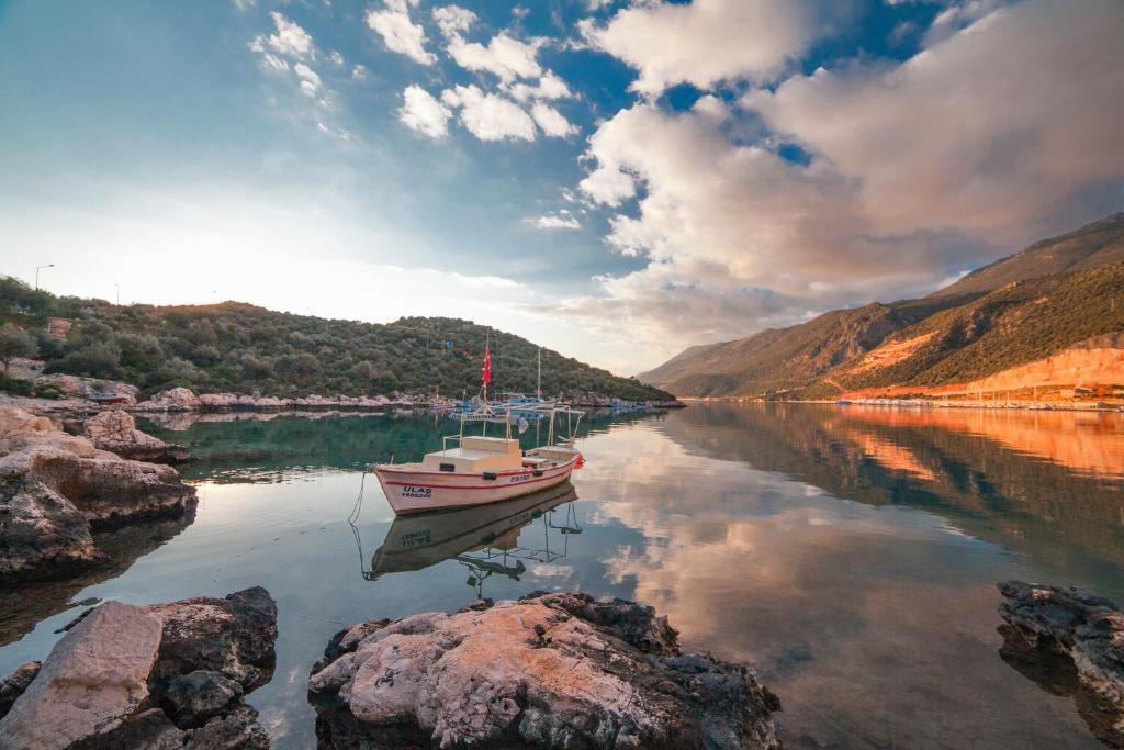 Nur Hotel Kaş Ngoại thất bức ảnh